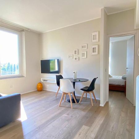 Suite649 Nuova 5 Modena Kültér fotó